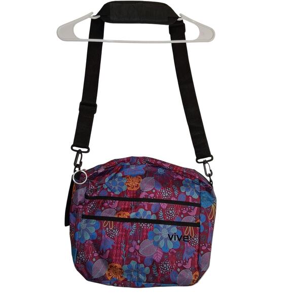 Messenger/Laptop Bag With Adjustable Padded Strap By Vive With Floral Pattern - Picture 6 of 6
